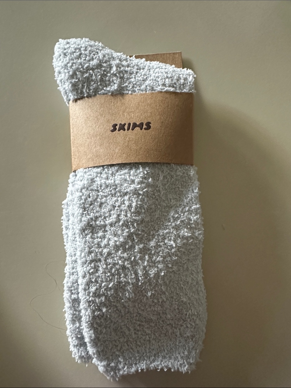 SKIMS Men’s Plush Cream Fuzzy Crew Socks